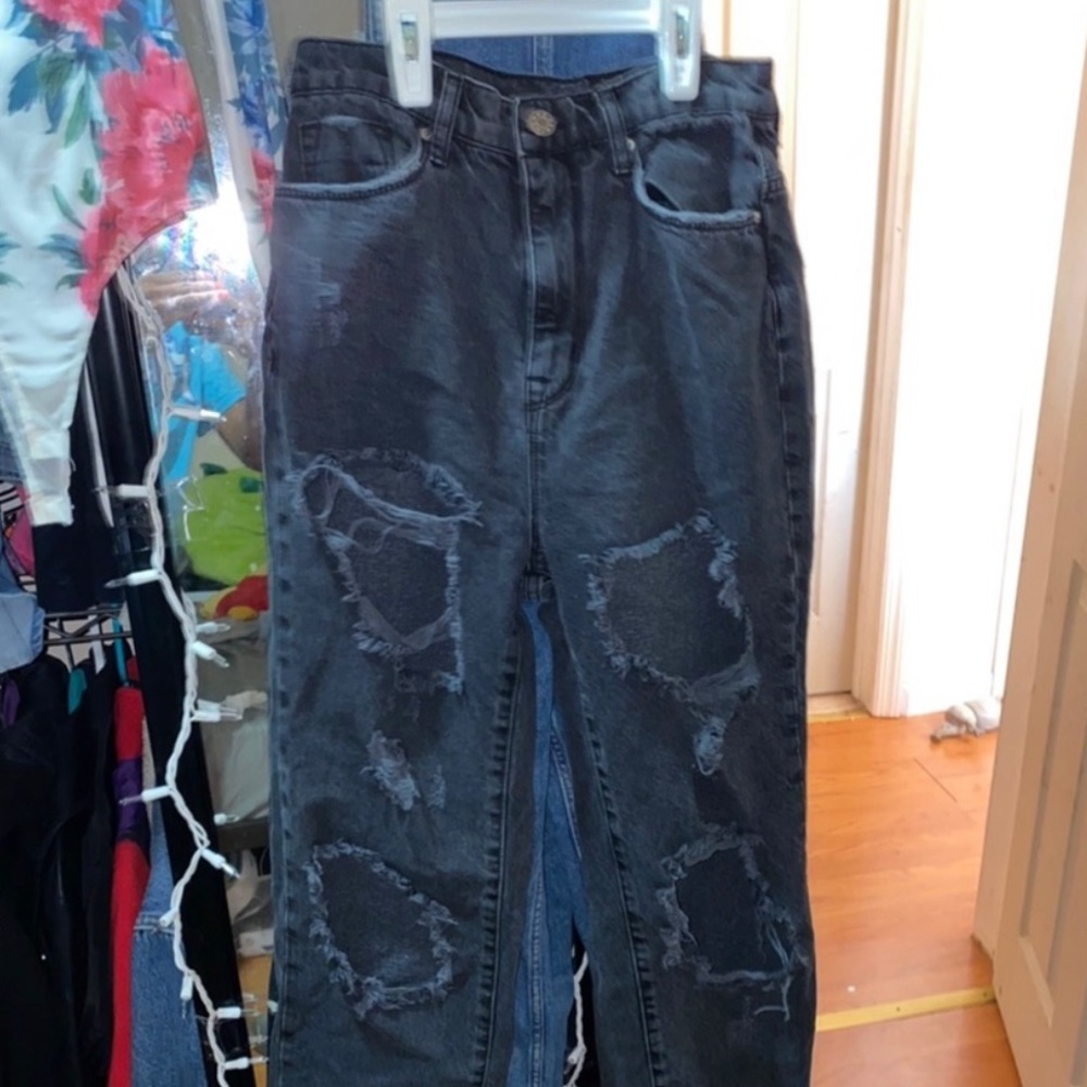 Destroyed Mom Jeans